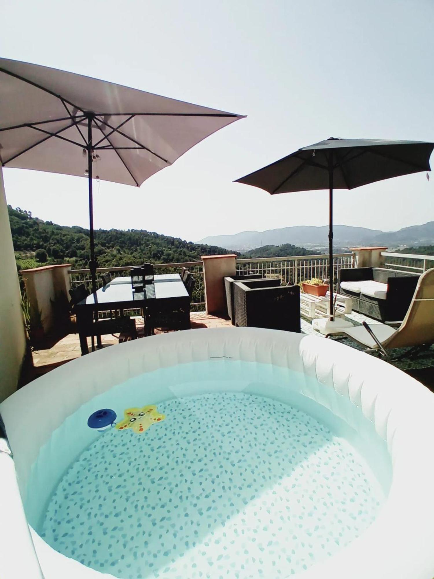 Comfortable Apartment With Sea View In Falcinello ภายนอก รูปภาพ