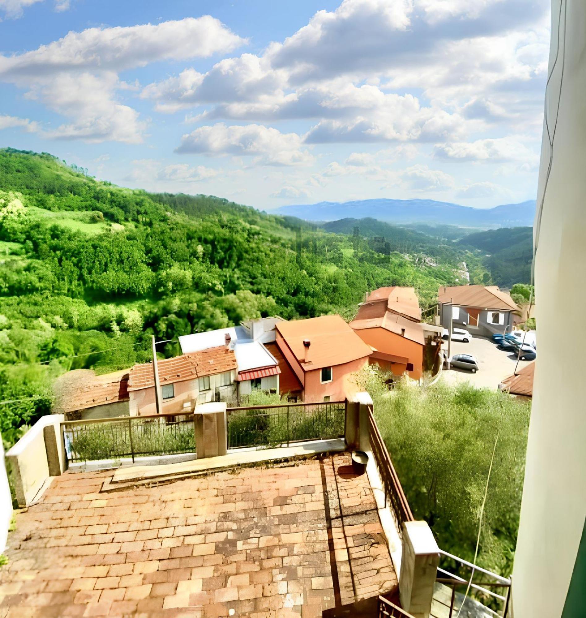 Comfortable Apartment With Sea View In Falcinello ภายนอก รูปภาพ